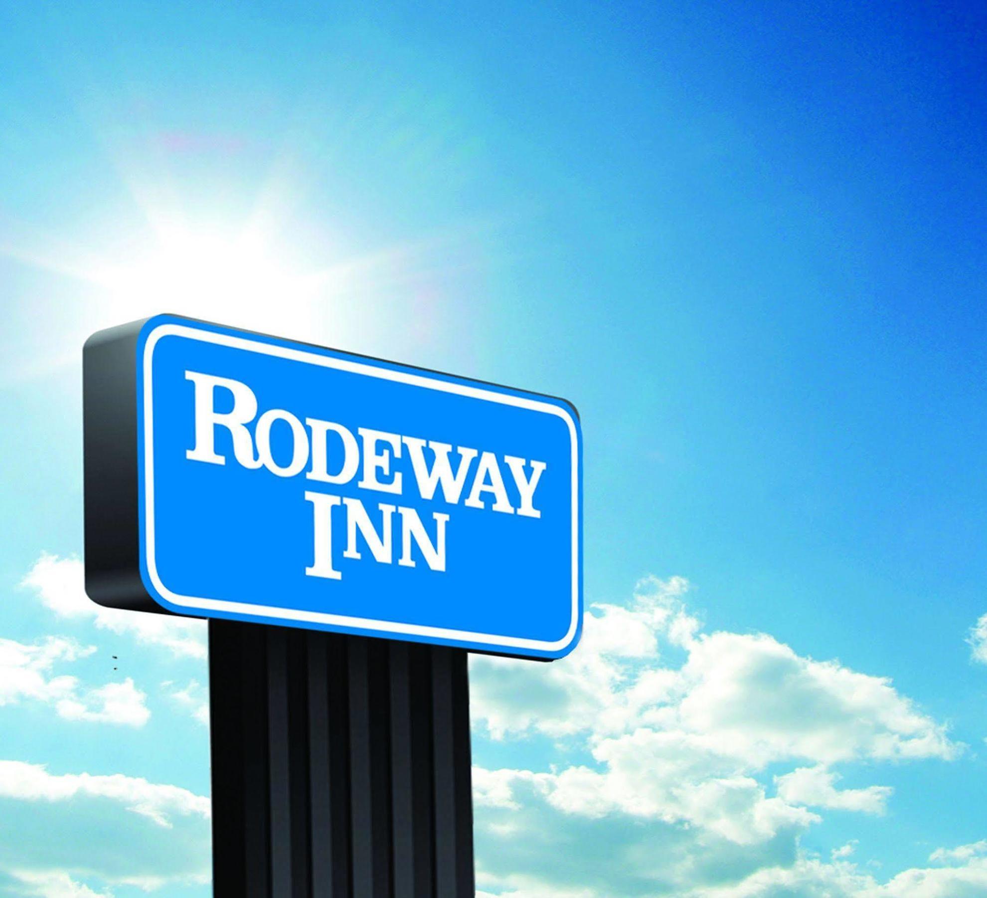 Rodeway Inn Zone métropolitaine de Zone métropolitaine de Kansas City Extérieur photo
